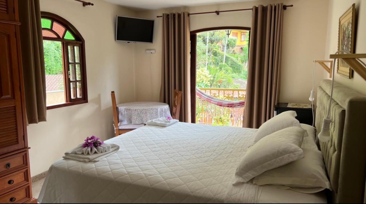 Casa Mara Bed & Breakfast Нова-Фрибурго Екстериор снимка
