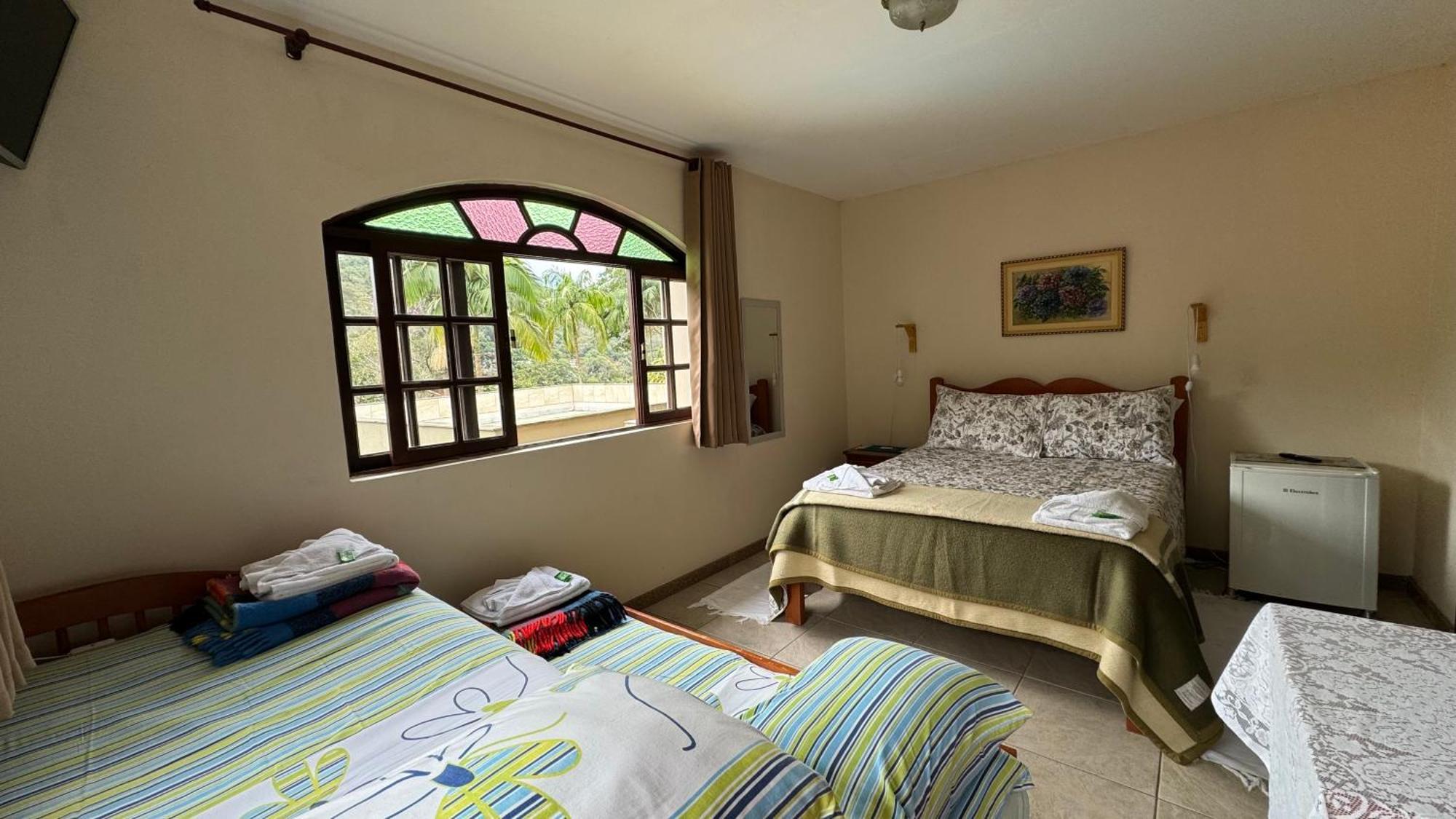 Casa Mara Bed & Breakfast Нова-Фрибурго Екстериор снимка