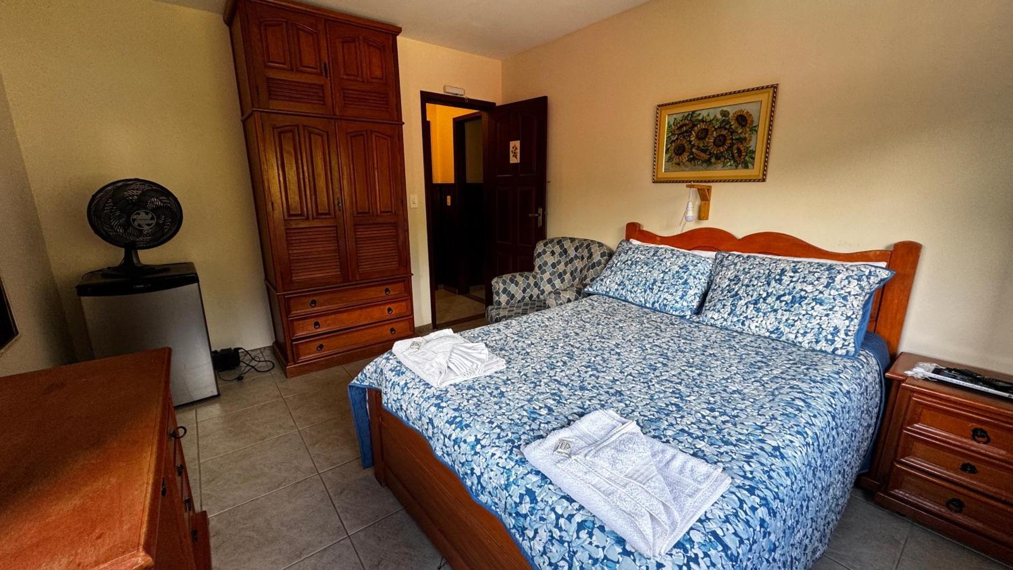 Casa Mara Bed & Breakfast Нова-Фрибурго Екстериор снимка